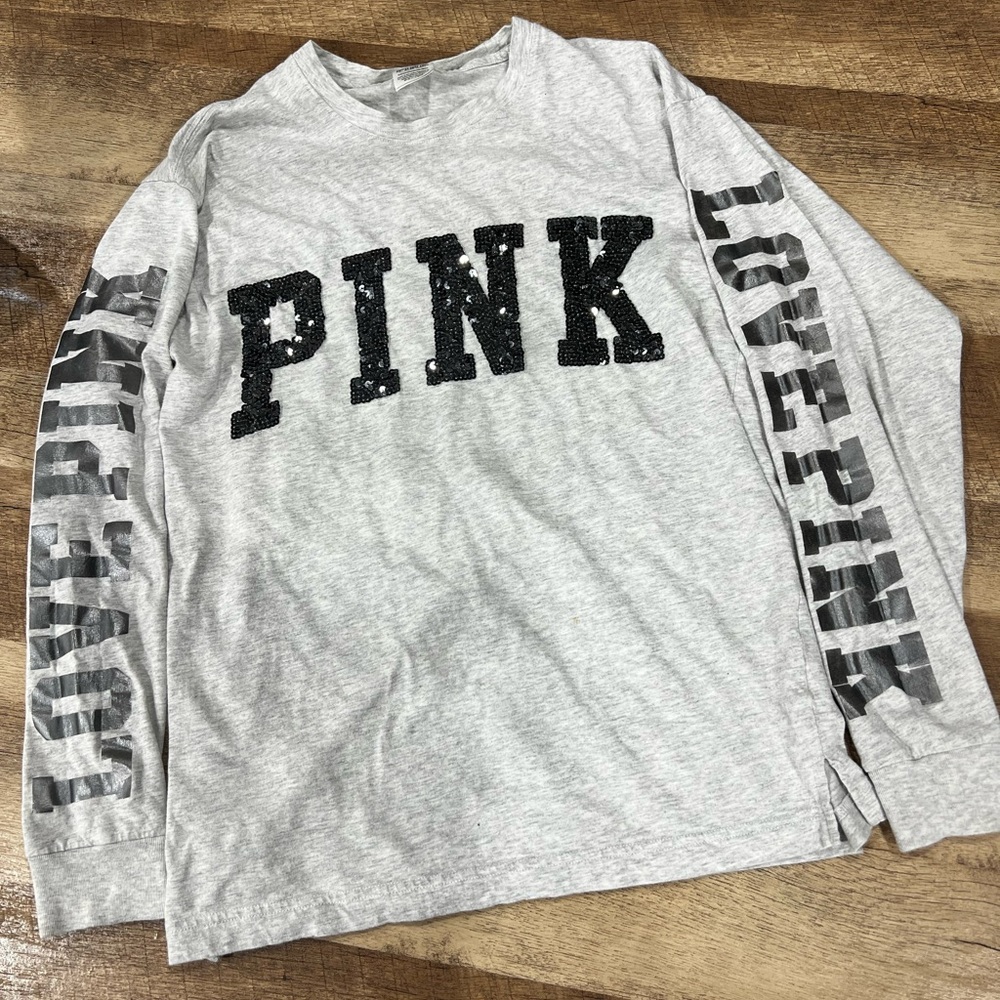PINK Victoria's Secret Gray Long Sleeve Tee